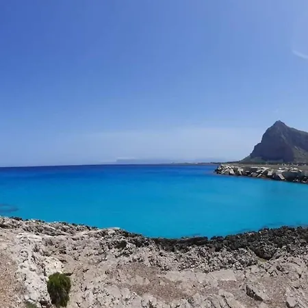 Sofia Mare A Due Passi Trapani
